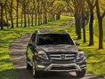 /album/benz/a2013-mercedes-benz-glk350-4matic-front-588x441-jpg/