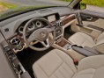 /album/benz/a2013-mercedes-benz-glk350-4matic-interior-588x441-jpg/