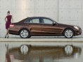 /album/benz/a2010-mercedes-benz-e-class-picture-3-588x441-jpg/